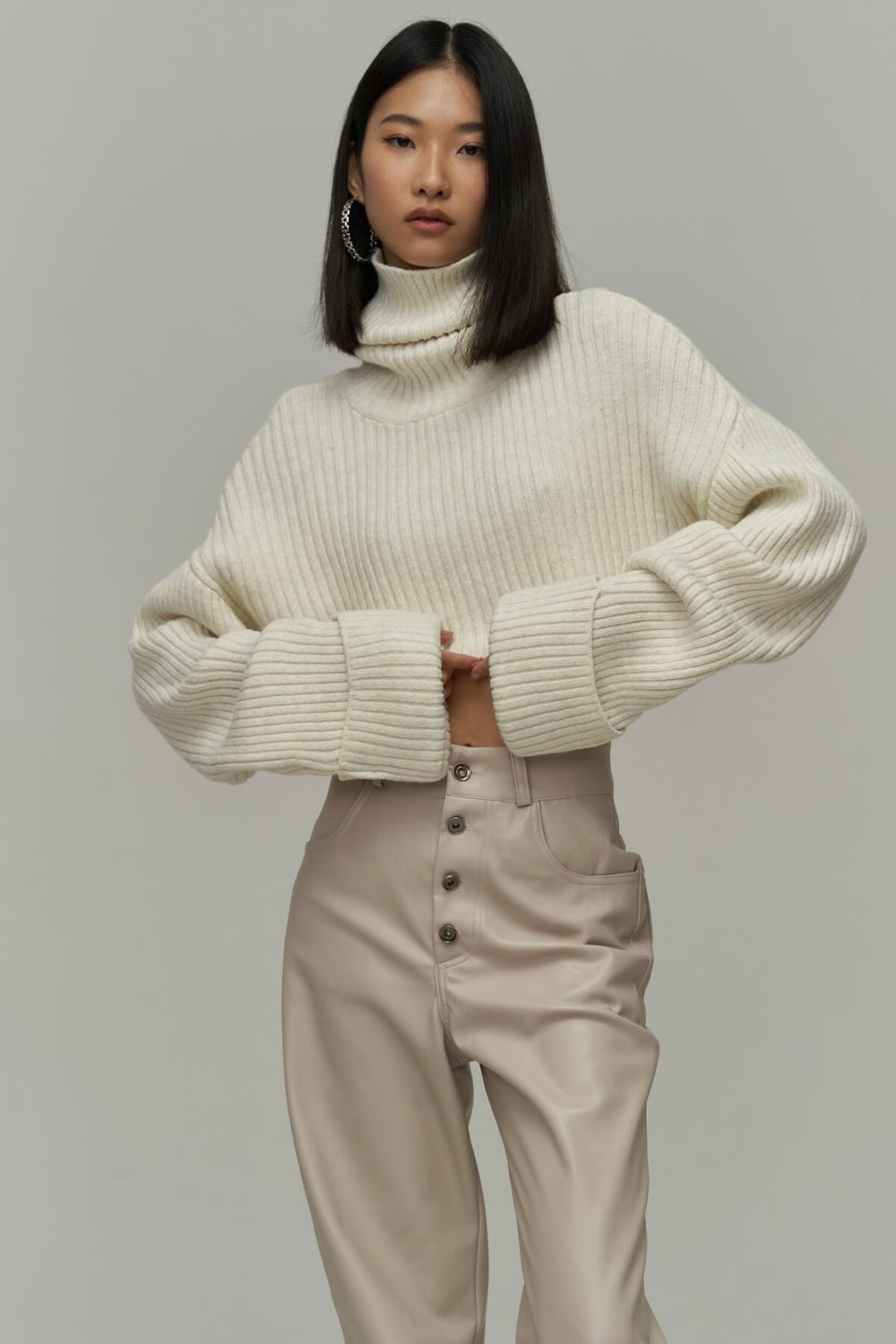 Turtle Neck Cropped Sweater