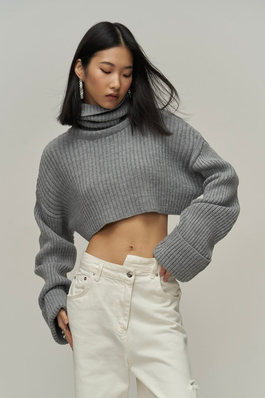 Turtle Neck Cropped Sweater