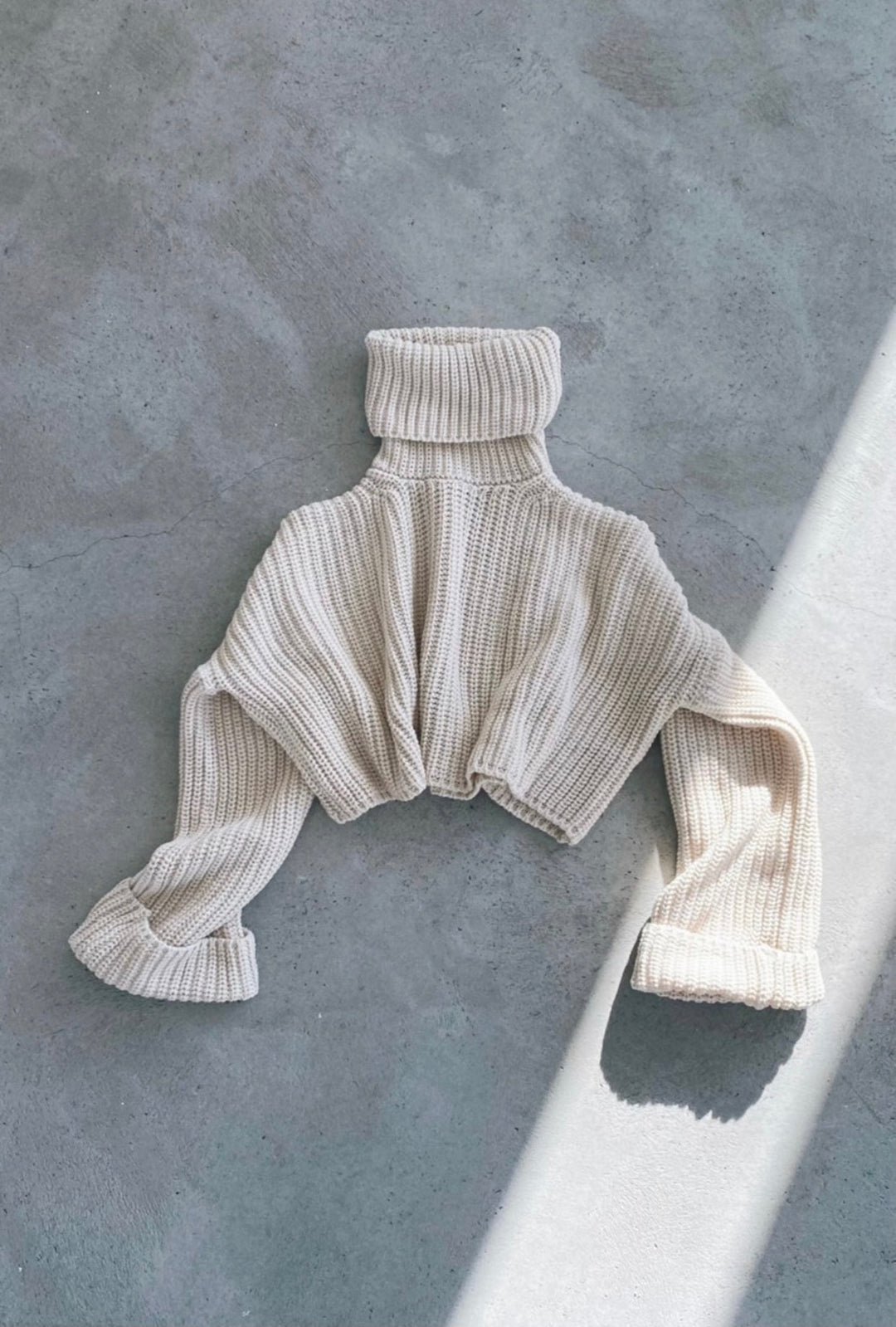 Turtle Neck Cropped Sweater