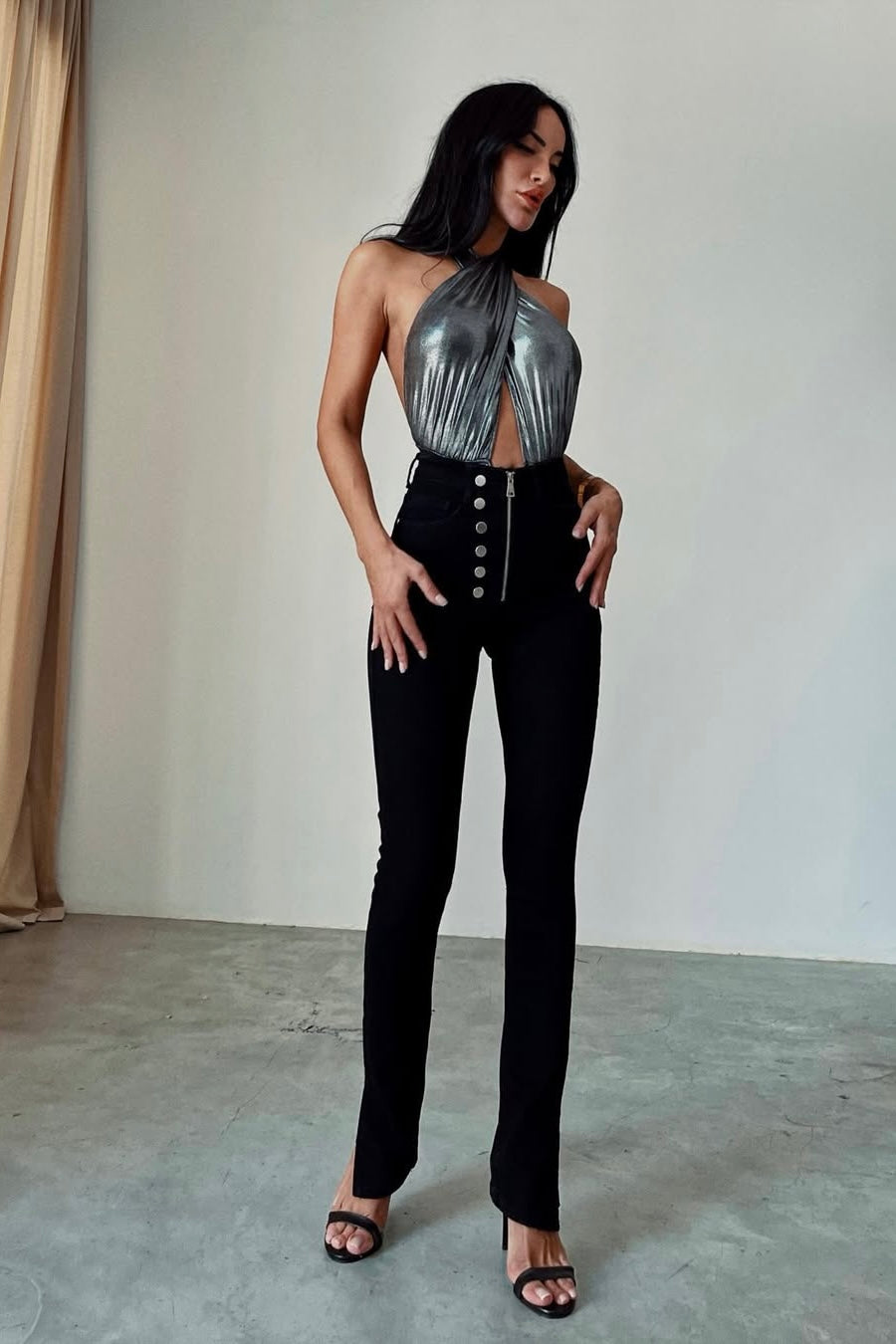 Button Closure Skinny Jean