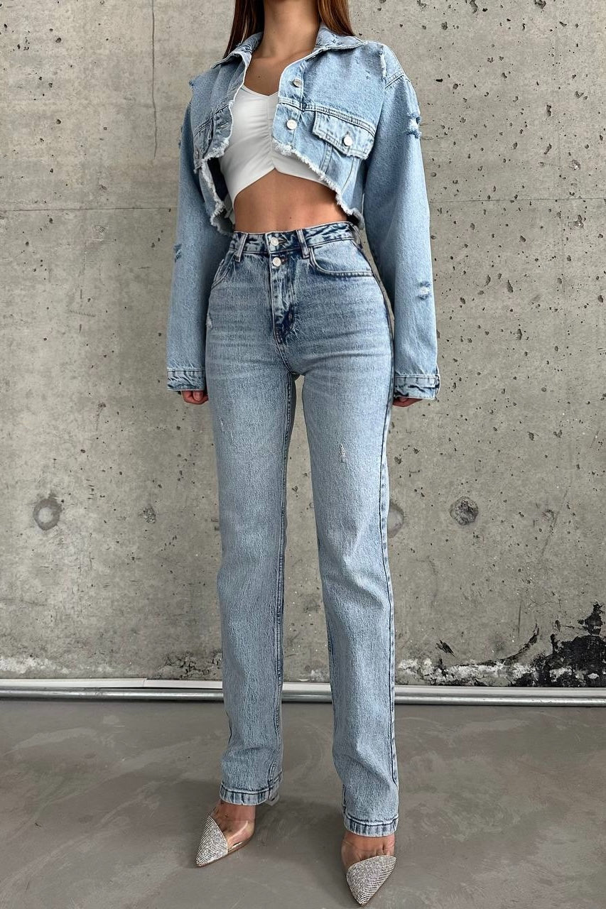 Button Closure Straight Jeans