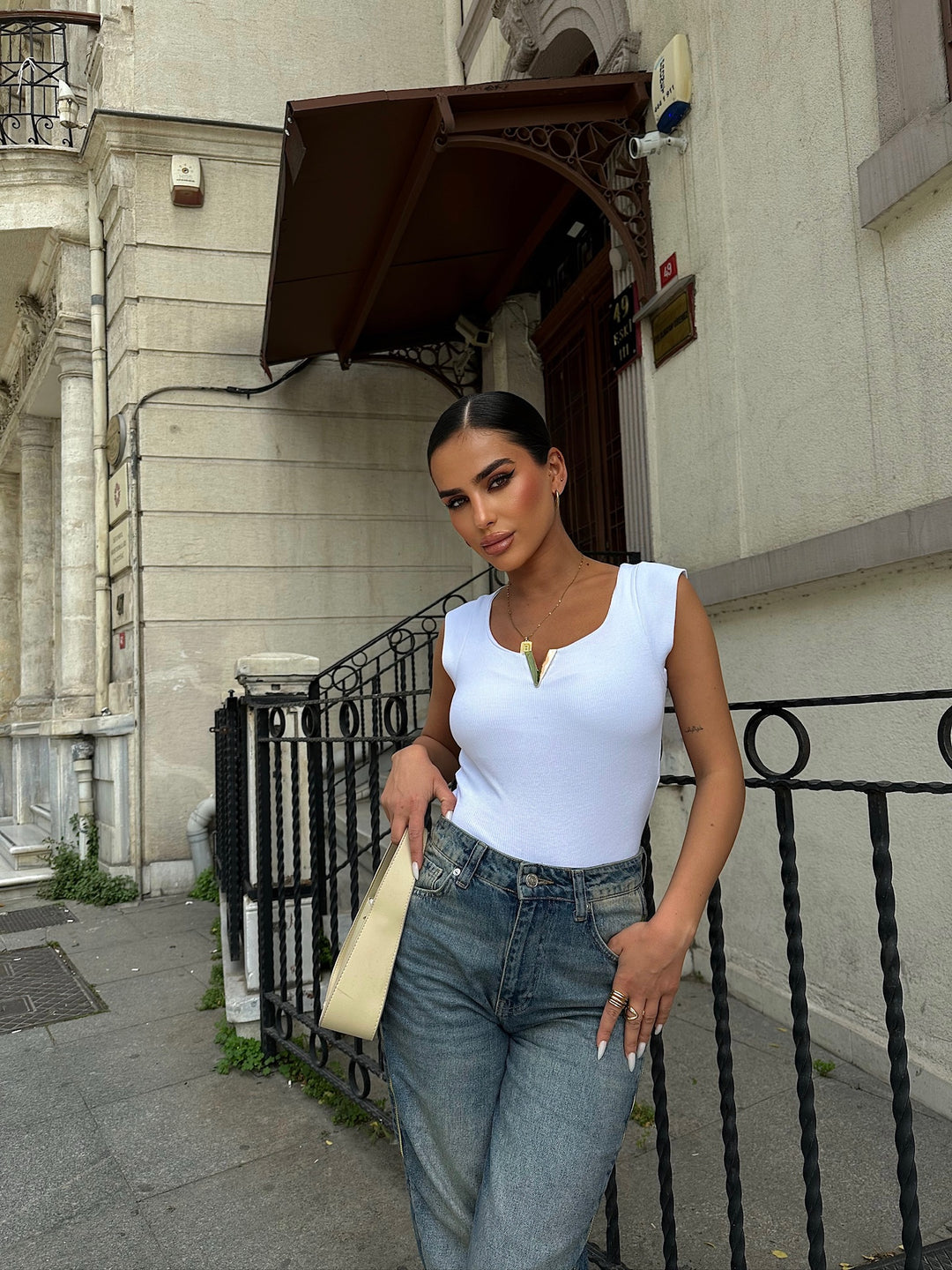 Basic V Golden Neck Ribbed Top