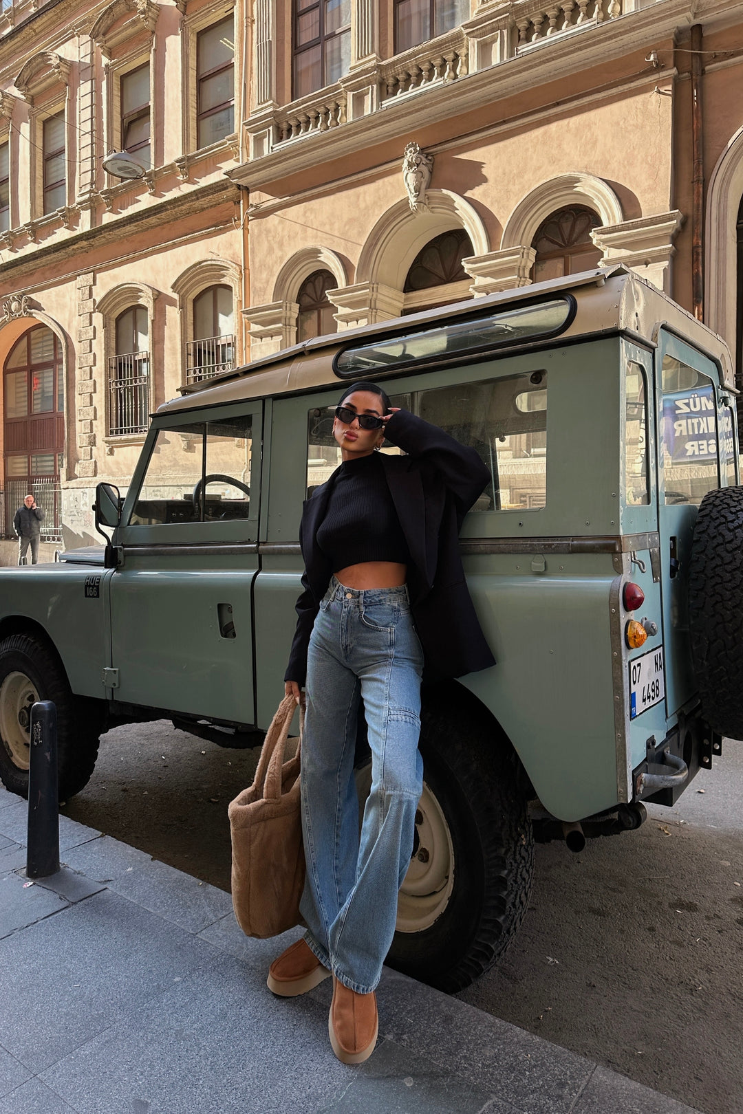 Tight Fit Cargo Jeans