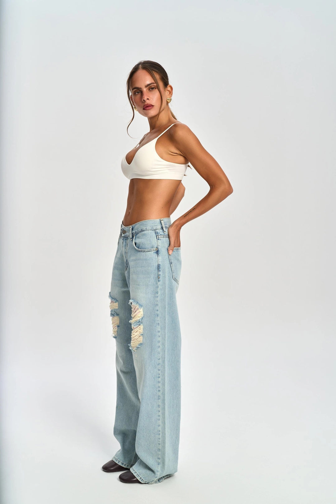 Relaxed Fit Patch Detail Distressed Wide Leg Jeans