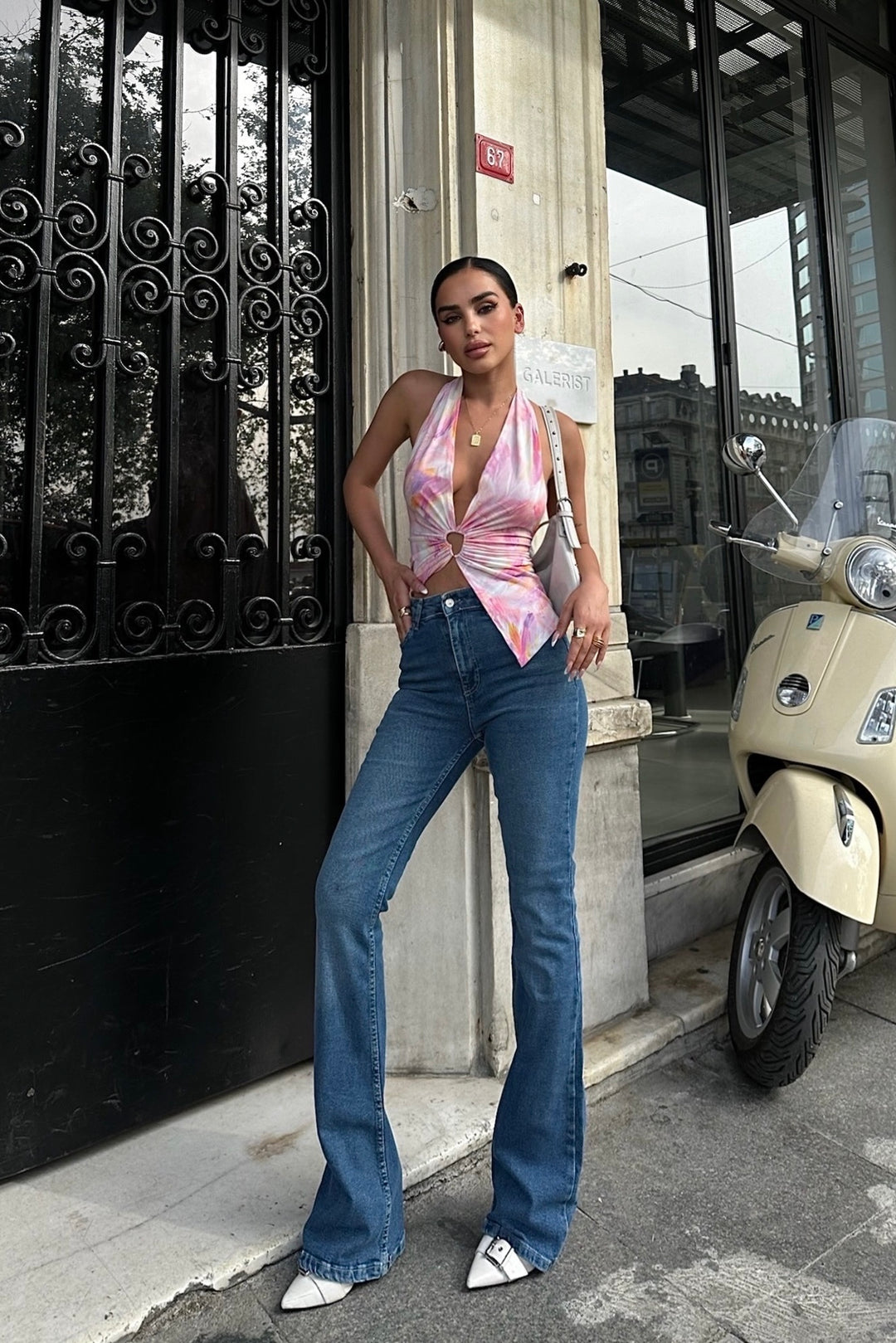 High Waist Stretch Fit Flared Jeans