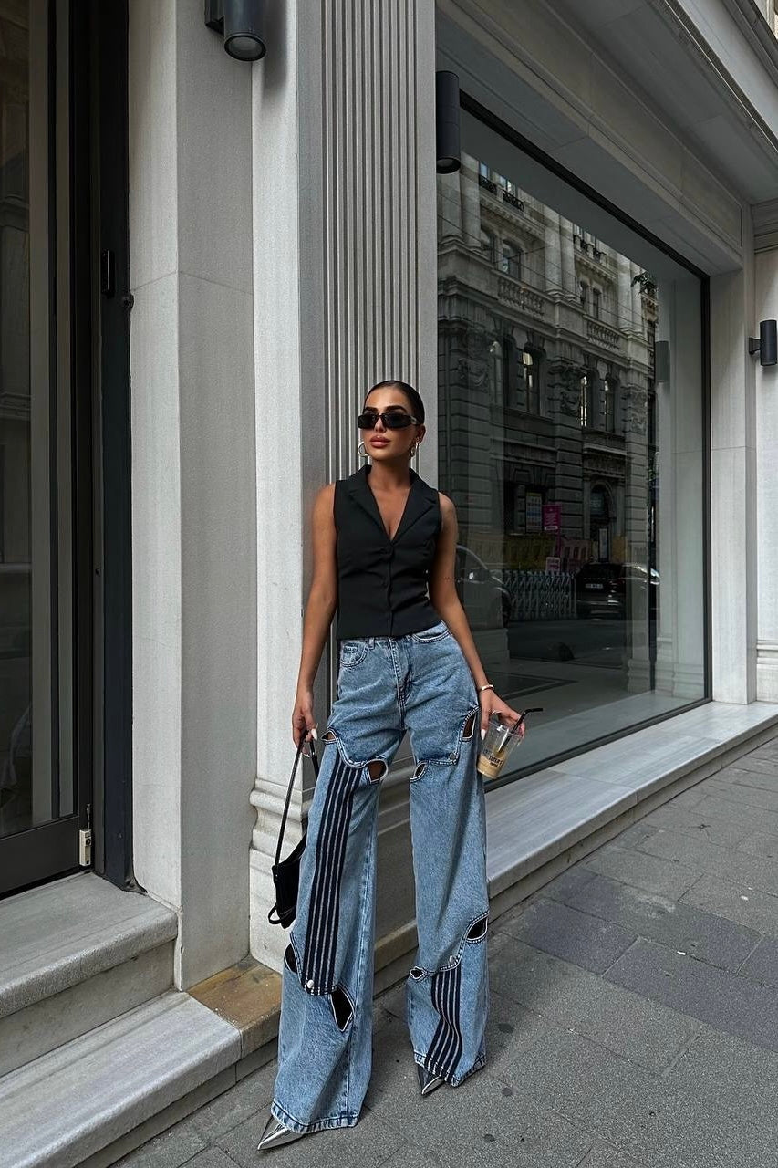 Urban Stride Oversized Jeans