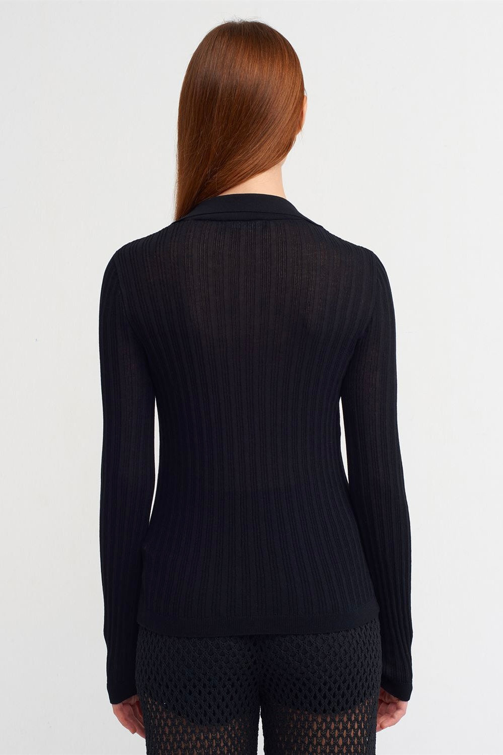 Ribbed Cardigan with Flower Detail