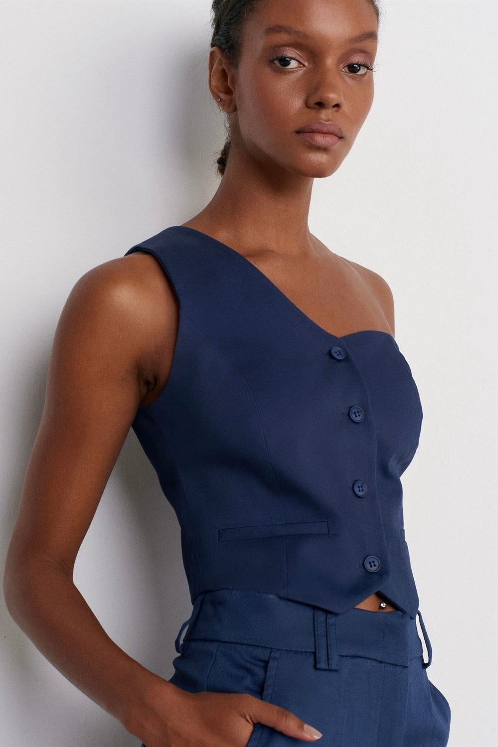 Asymmetric One-Shoulder Vest