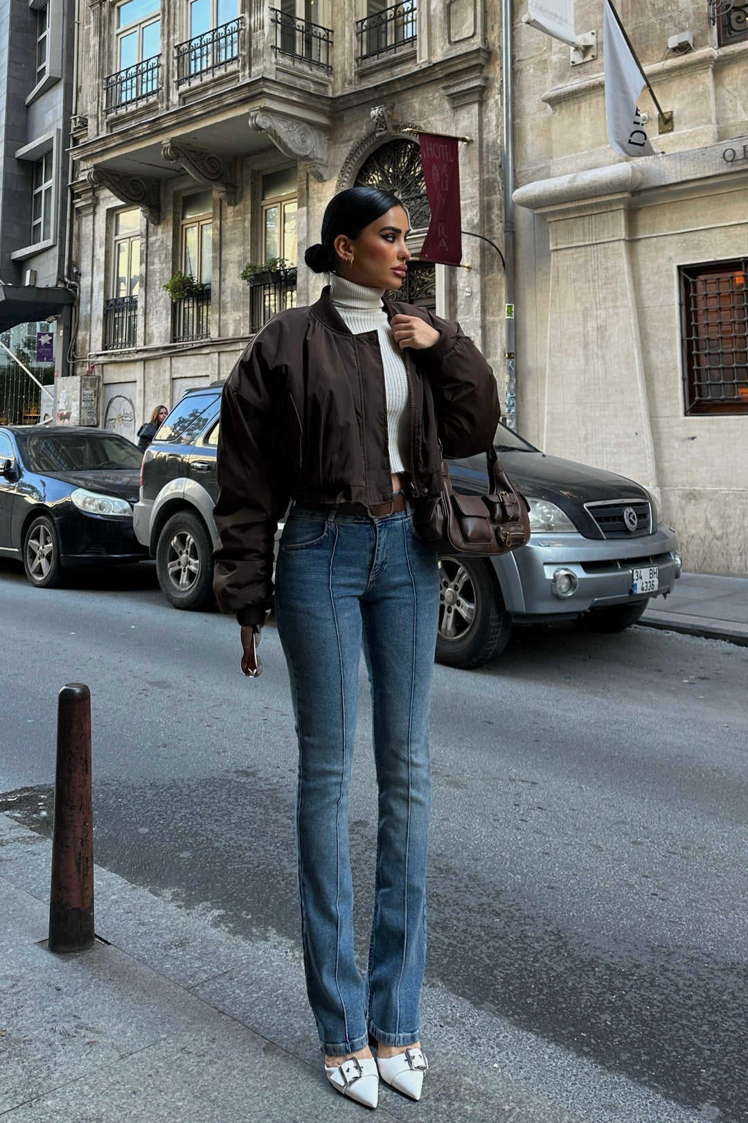 Flared Mid Rise Front Stitch Jeans