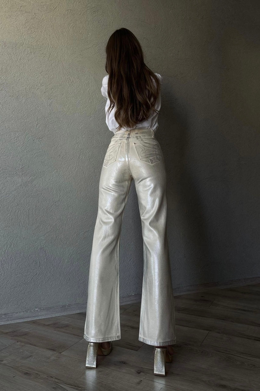Metallic Wash God On Off White Jeans