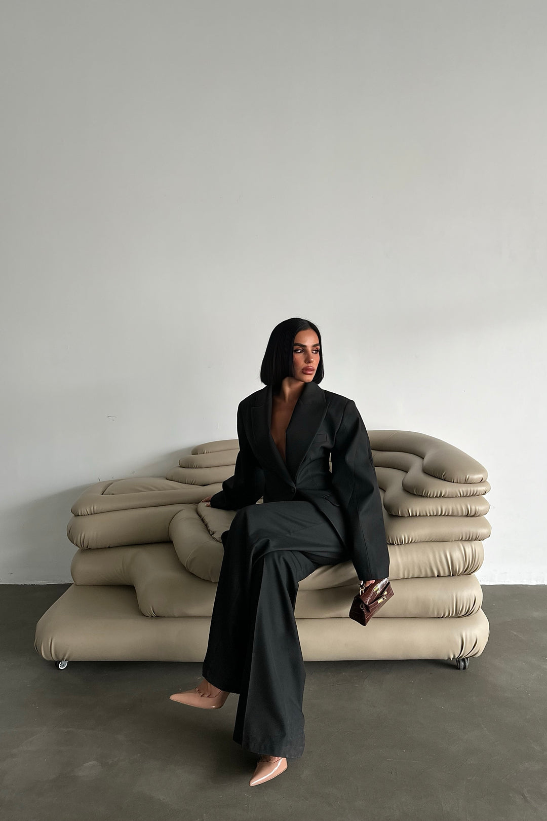 Structured Blazer & Pleated Trousers Set