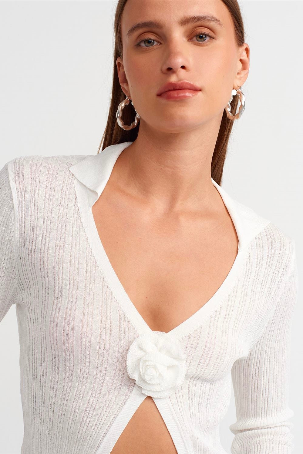 Ribbed Cardigan with Flower Detail