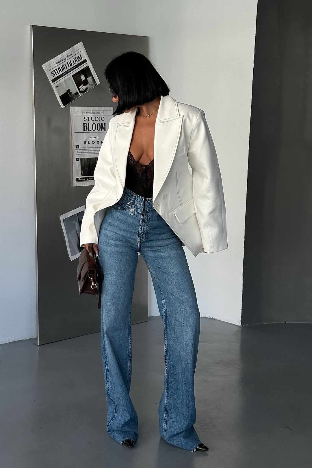 Wide-Leg Cross-Belt High-Waisted Jean