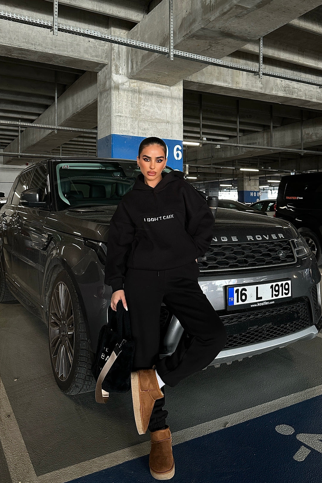 I Don't Care Sweat Set Black