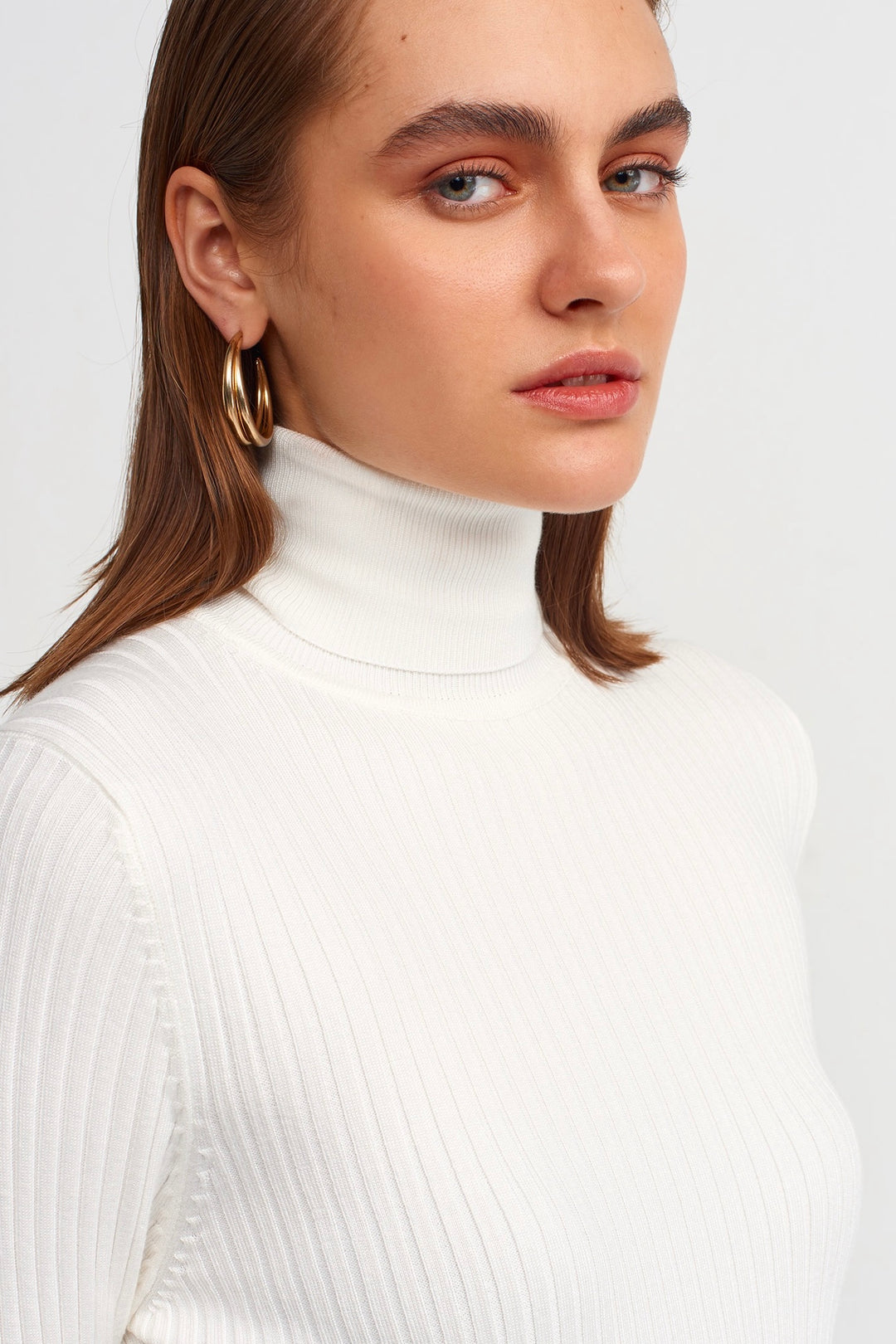 Basic Turtleneck Sweater