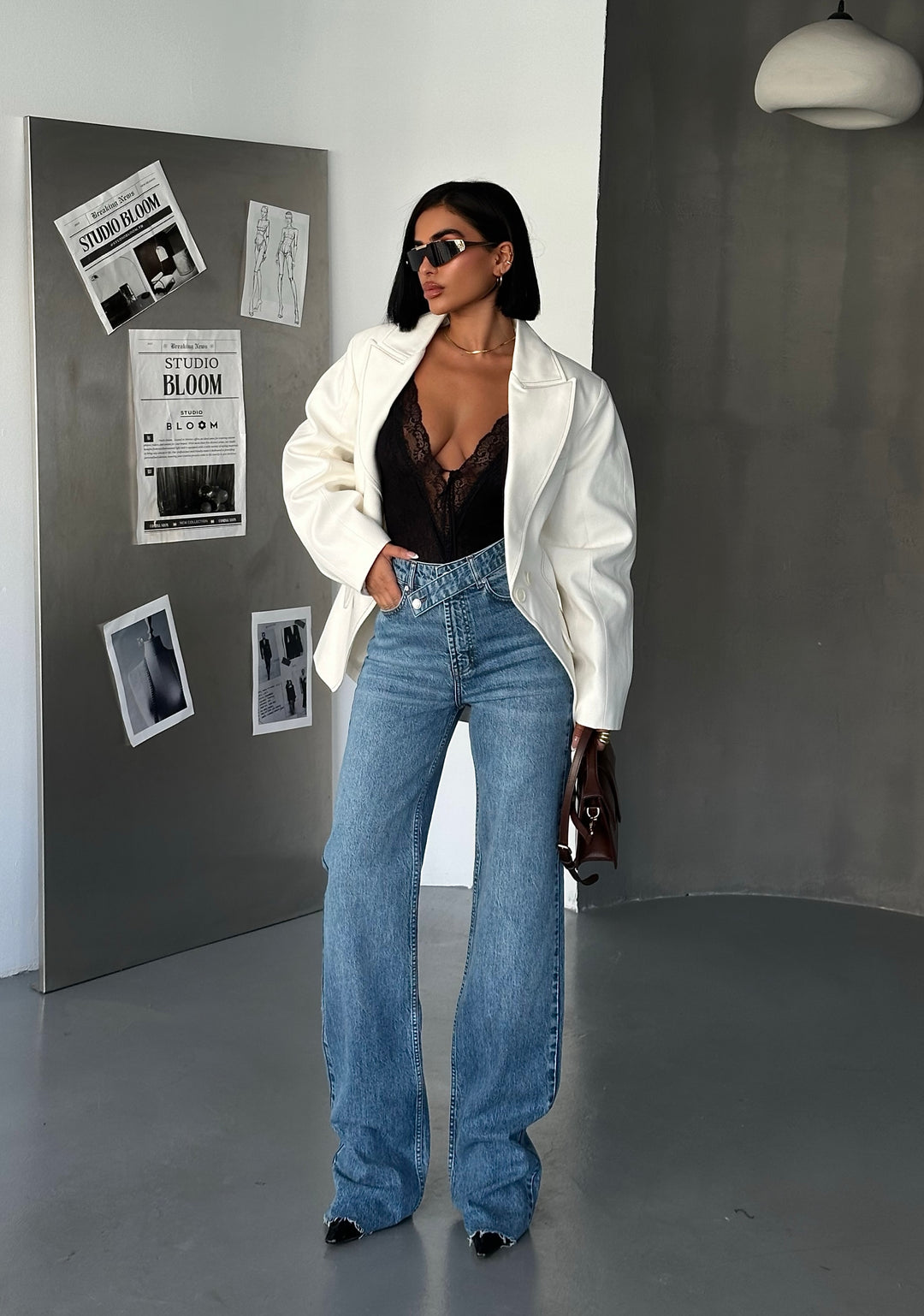 Wide-Leg Cross-Belt High-Waisted Jean