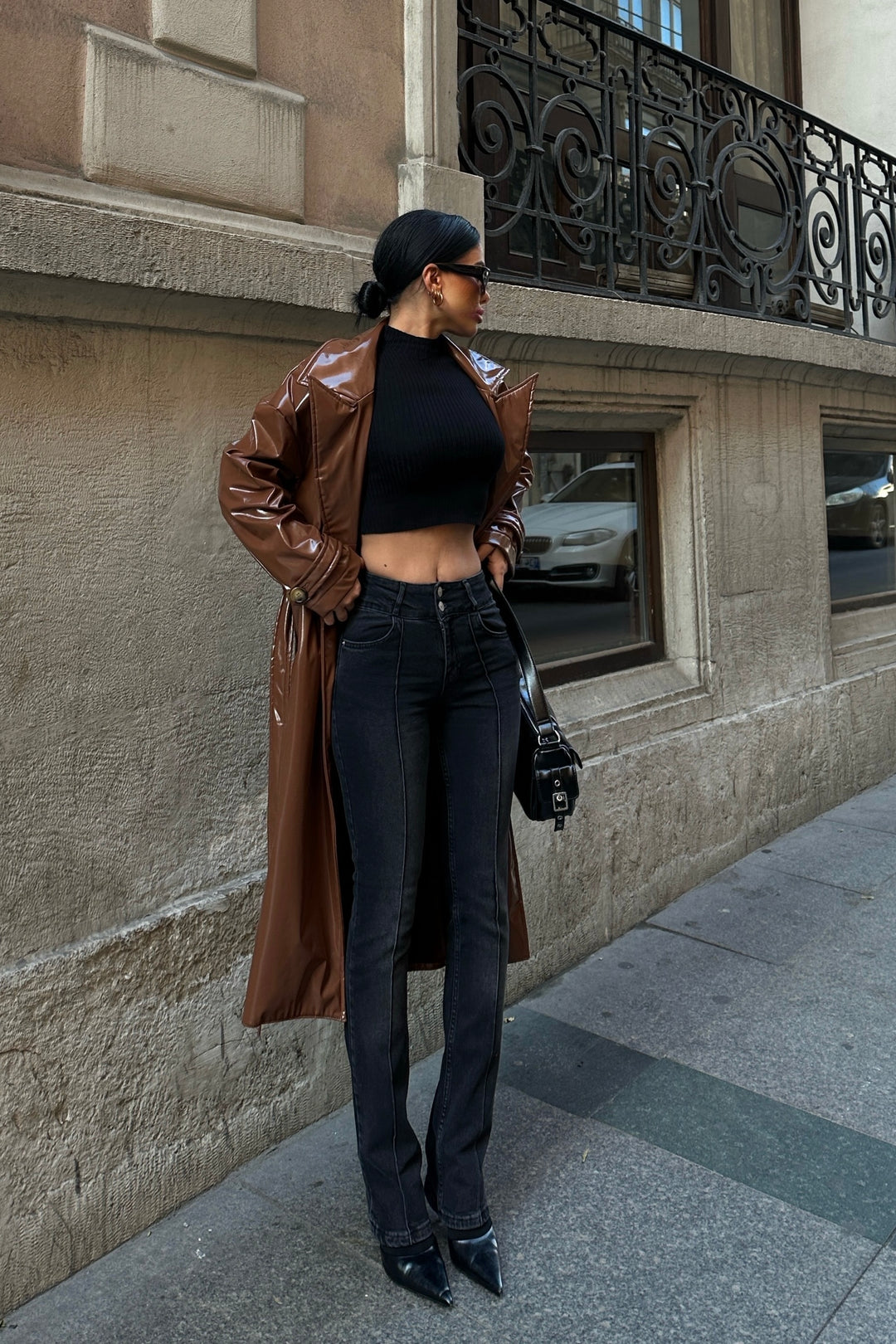 Flared Mid Rise Front Stitch Jeans