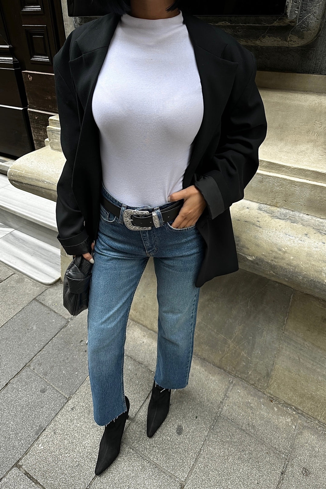 High-Rise Ankle Jeans- Blue