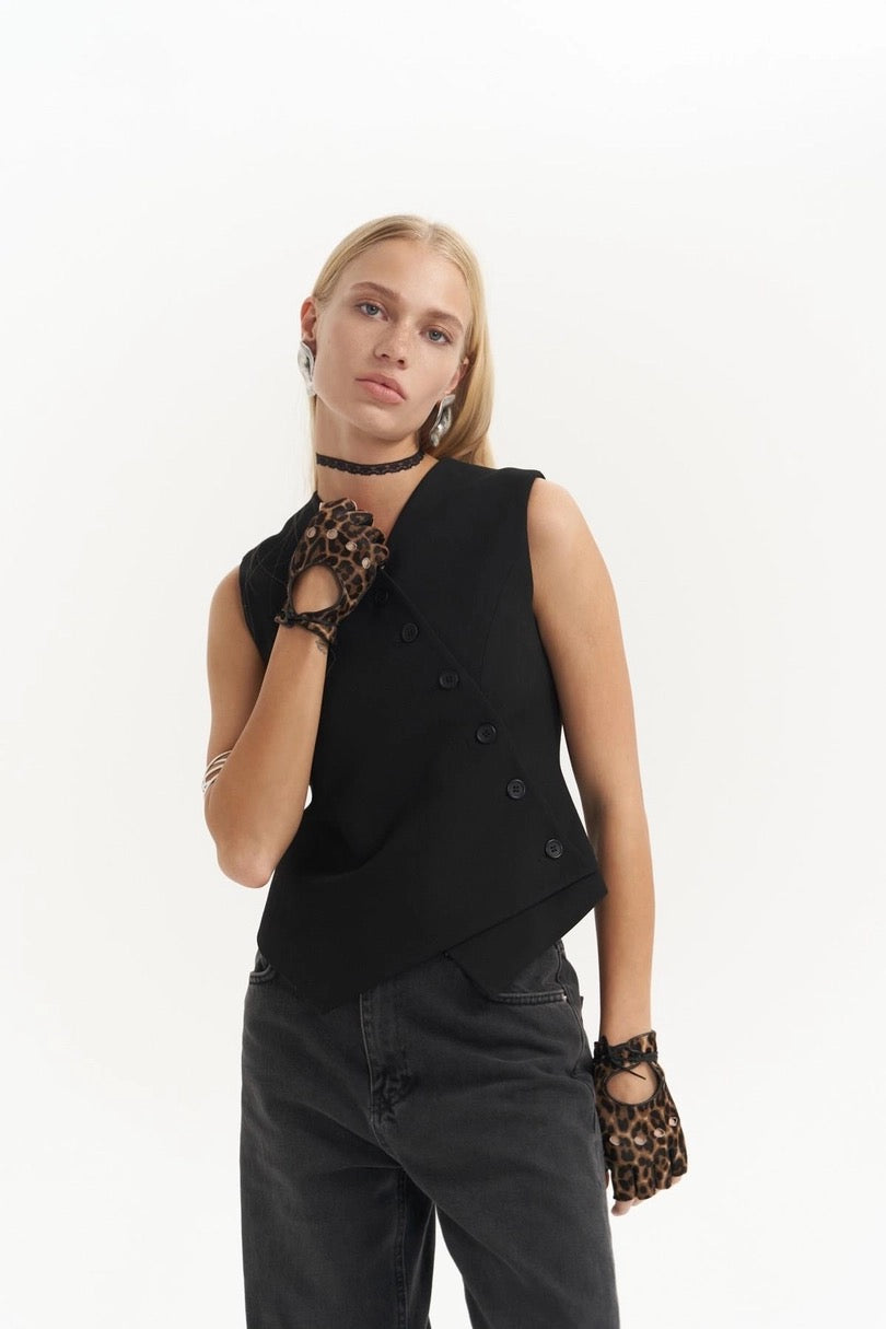 Asymmetric Buttoned Vest Black
