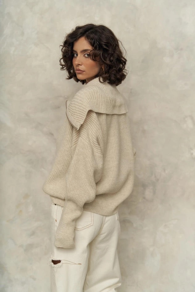 Baggy Beige Zip-Up Knit Cardigan