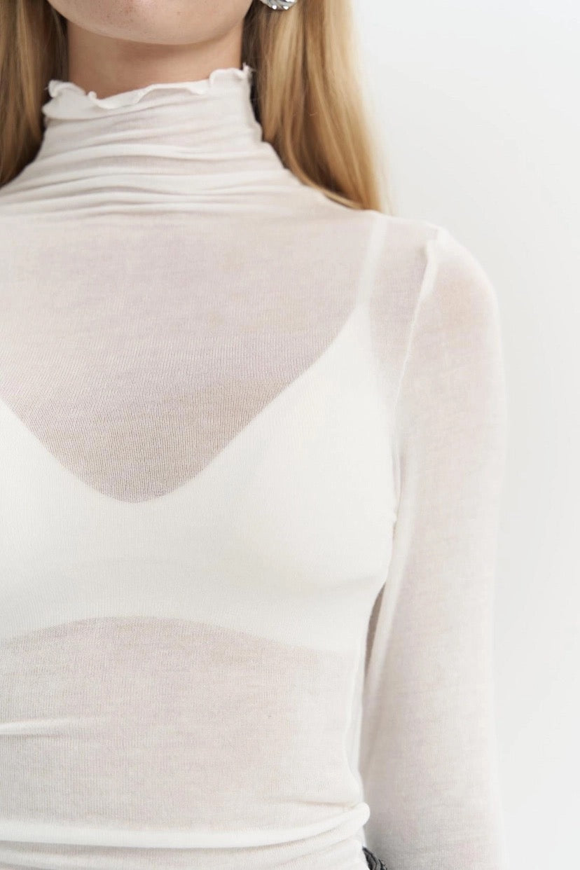Belina High-Neck White Thin Body