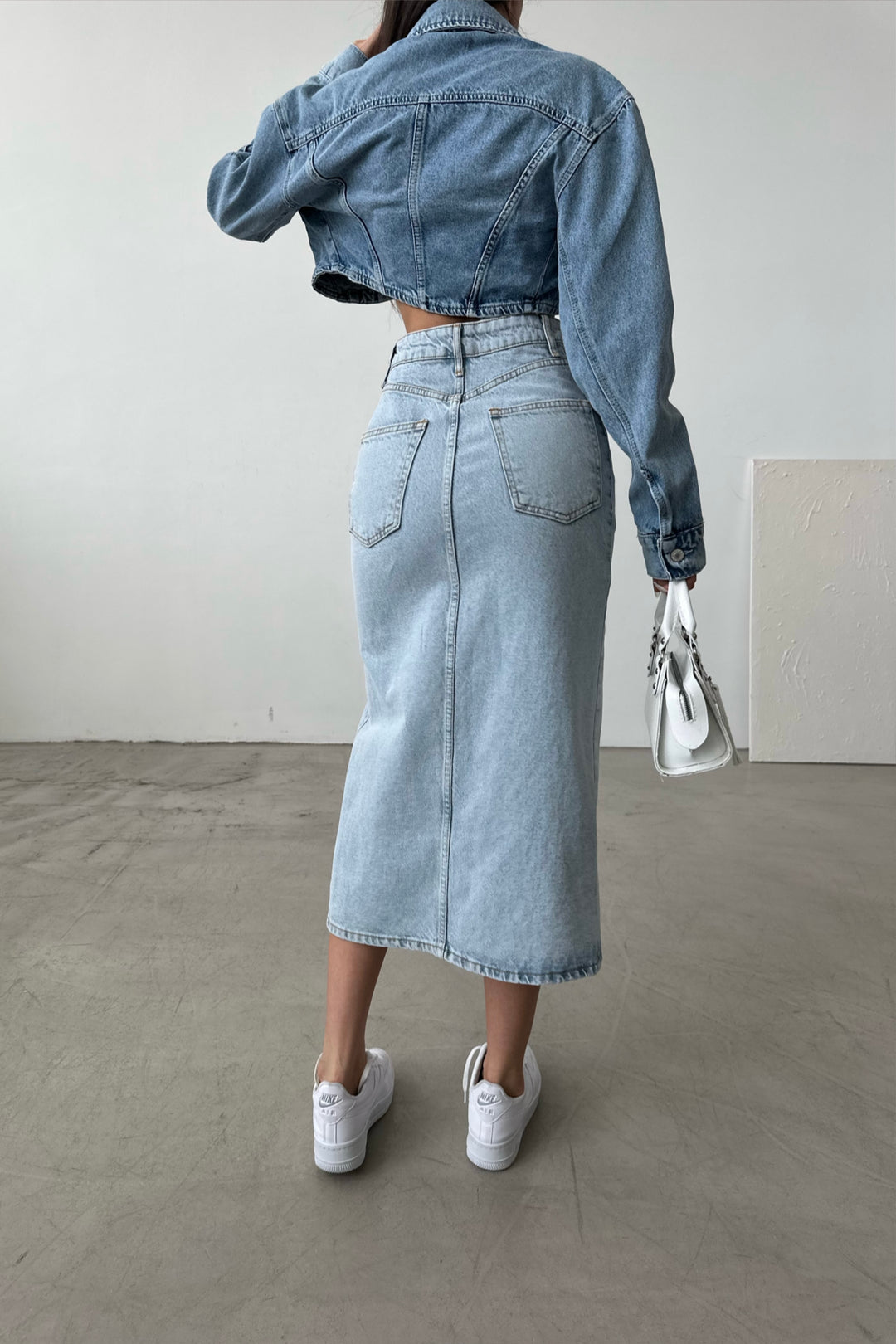 Belt Design Midi Slit Denim Skirt