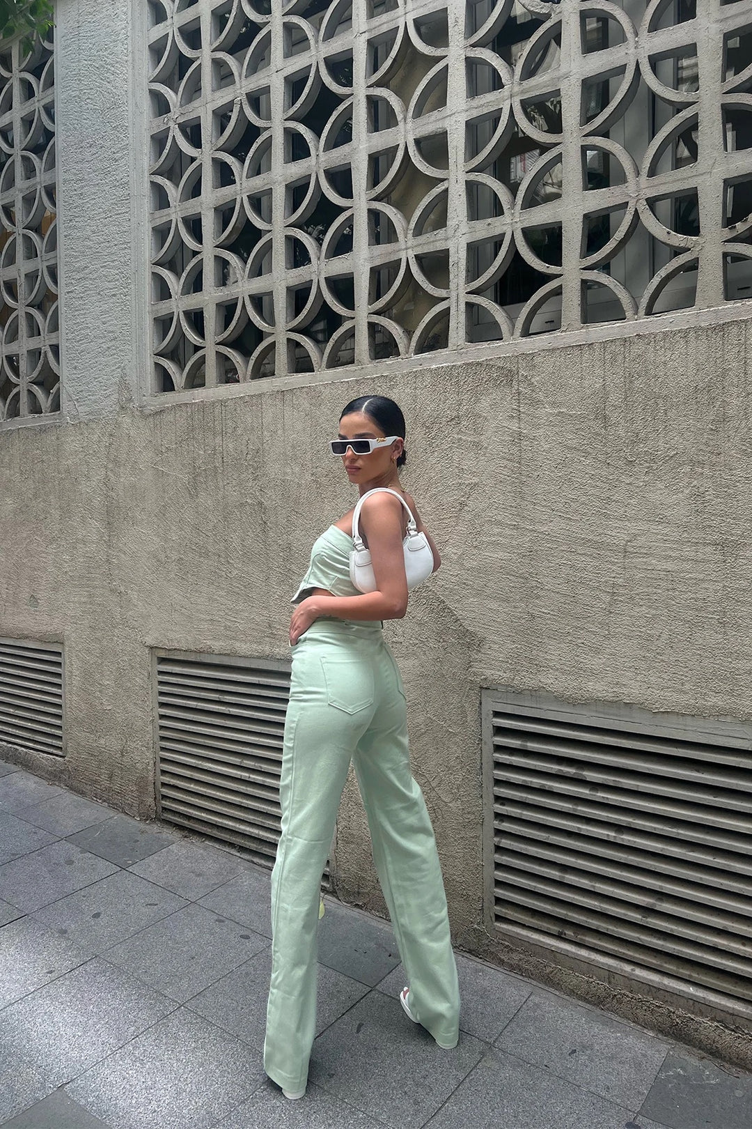 V Shaped Top Set