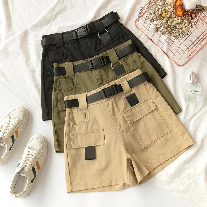 Buckle Belt Shorts