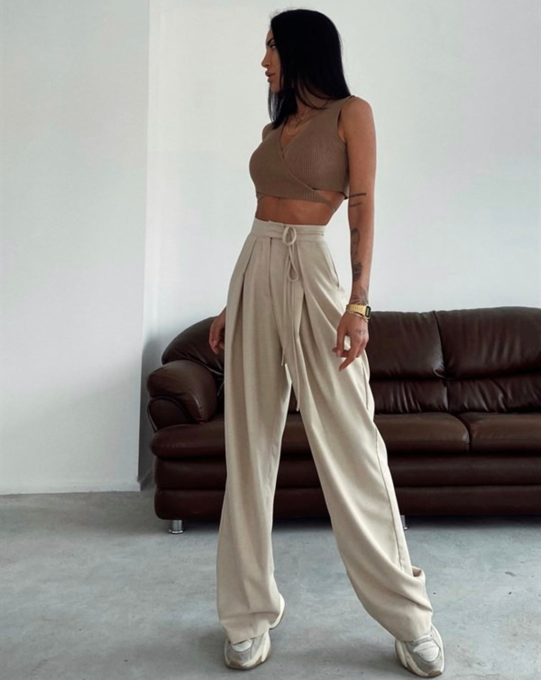 Wide Leg Pleated Pants in Beige