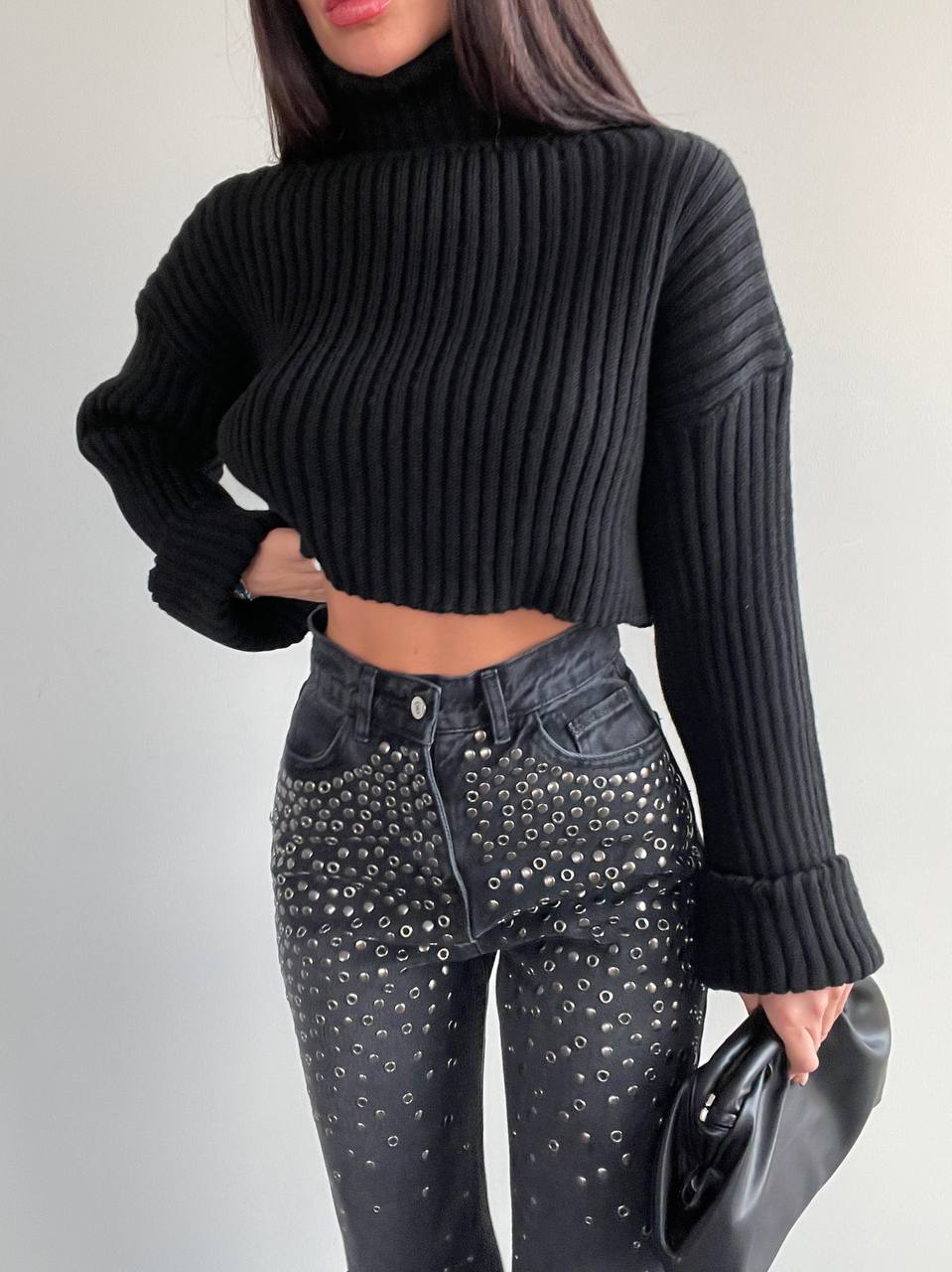 Thick Turtle Neck Cropped Sweater In Colors